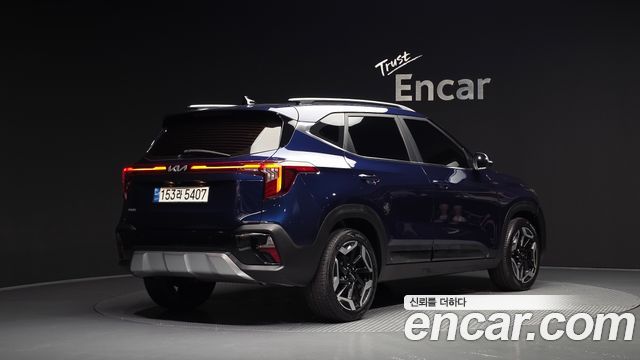 Kia Seltos Gasoline 2.0 2WD Signature 2023 — фото 2