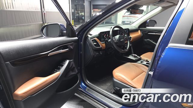 Kia Seltos Gasoline 2.0 2WD Signature 2023 — фото 10