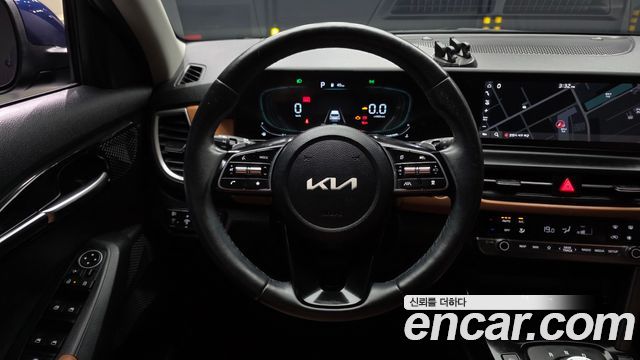 Kia Seltos Gasoline 2.0 2WD Signature 2023 — фото 13