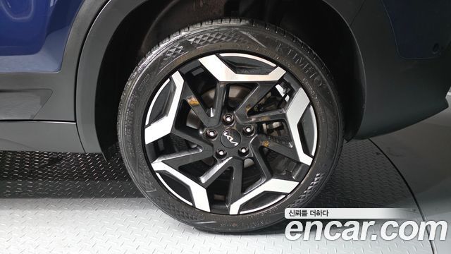 Kia Seltos Gasoline 2.0 2WD Signature 2023 — фото 21