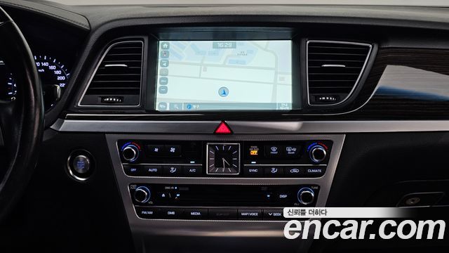 Genesis G80 3.8 GDI Prestige 2017 — фото 13