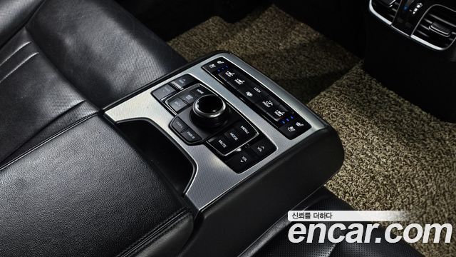 Genesis G80 3.8 GDI Prestige 2017 — фото 16