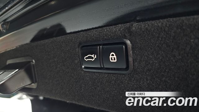 Genesis G80 3.8 GDI Prestige 2017 — фото 18