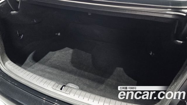 Genesis G80 3.8 GDI Prestige 2017 — фото 31