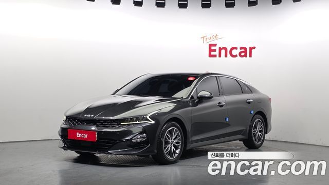 Kia K5 (III) 2.0 Prestige 2023 — фото 1