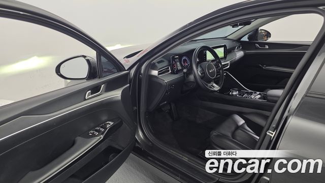 Kia K5 (III) 2.0 Prestige 2023 — фото 10
