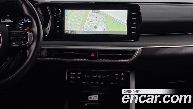 Kia K5 (III) 2.0 Prestige 2023 — фото 13