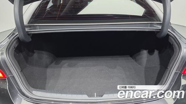 Kia K5 (III) 2.0 Prestige 2023 — фото 17