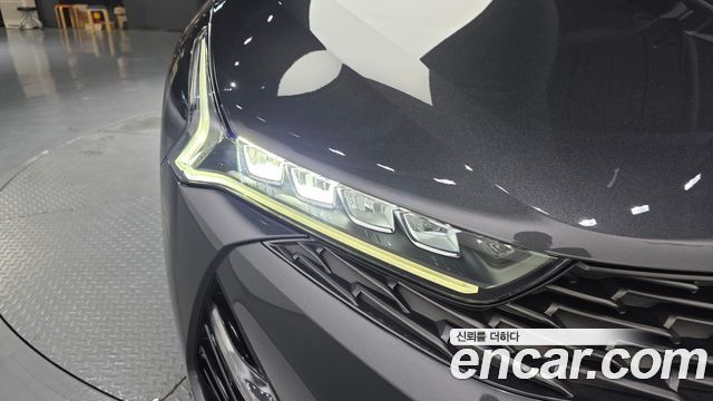 Kia K5 (III) 2.0 Prestige 2023 — фото 22
