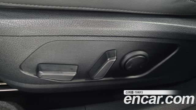 Kia K5 (III) 2.0 Prestige 2023 — фото 31