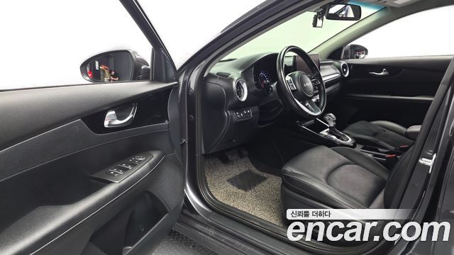 Kia K3 (II) 1.6 Noblesse 2022 — фото 10