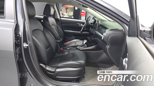 Kia K3 (II) 1.6 Noblesse 2022 — фото 11