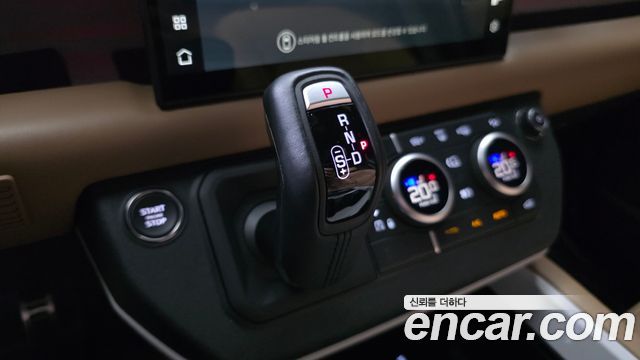 Land Rover Defender (L663) 110 P300 X-Dynamic SE 2025 — фото 9