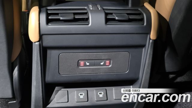 Land Rover Defender (L663) 110 P300 X-Dynamic SE 2025 — фото 29