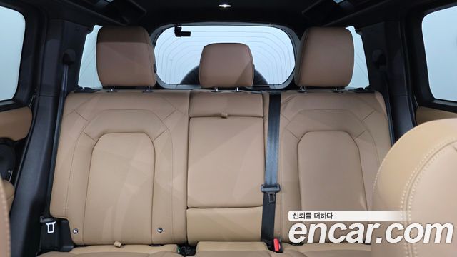 Land Rover Defender (L663) 110 P300 X-Dynamic SE 2025 — фото 31