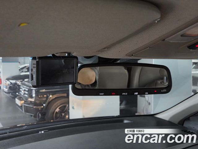 Kia Carnival 11-Seater Prestige 2019 — фото 18