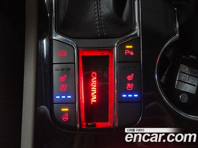 Kia Carnival 11-Seater Prestige 2019 — фото 21