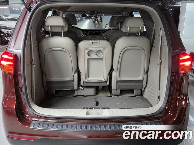 Kia Carnival 11-Seater Prestige 2019 — фото 23