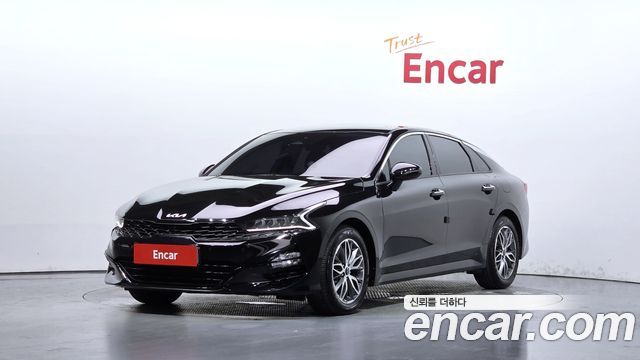 Kia K5 (III) 2.0 LPI Prestige 2023 — фото 1