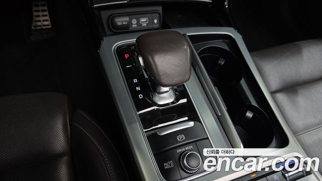 Kia Stinger 2.0 Turbo AWD Platinum 2019 — фото 9