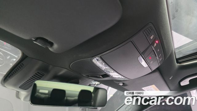 Mercedes-Benz E-Class (W213) E220d 4MATIC AMG Line 2022 — фото 19