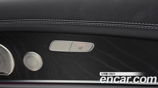 Mercedes-Benz E-Class (W213) E220d 4MATIC AMG Line 2022 — фото 29