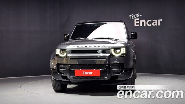 Land Rover Defender (L663) 110 P300 X-Dynamic SE 2025 — фото 3