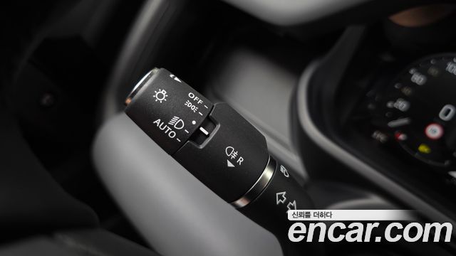 Land Rover Defender (L663) 110 P300 X-Dynamic SE 2025 — фото 28
