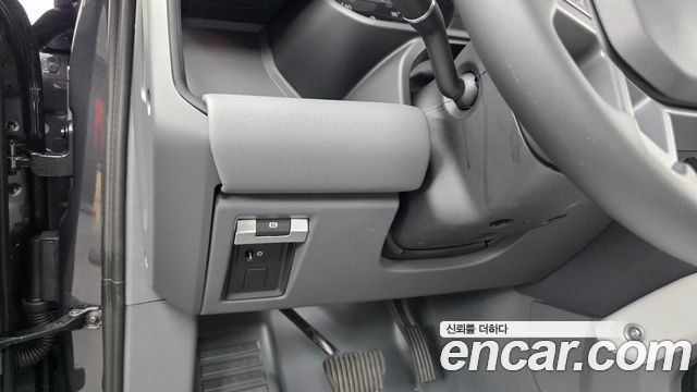 Land Rover Defender (L663) 110 P300 X-Dynamic SE 2025 — фото 31