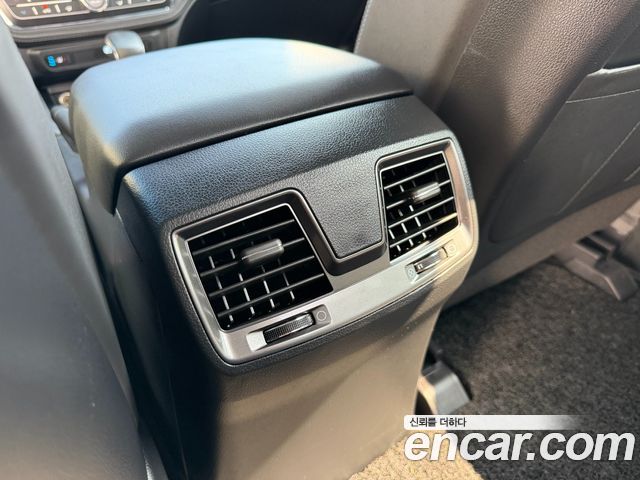 KG Mobility (SsangYong) Rexton Sports Khan Diesel 2.2 4WD Prestige 2021 — фото 17
