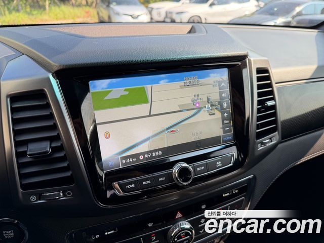 KG Mobility (SsangYong) Rexton Sports Khan Diesel 2.2 4WD Prestige 2021 — фото 21