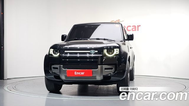 Land Rover Defender (L663) 110 P300 X-Dynamic SE 2025 — фото 3