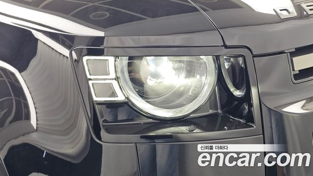 Land Rover Defender (L663) 110 P300 X-Dynamic SE 2025 — фото 22