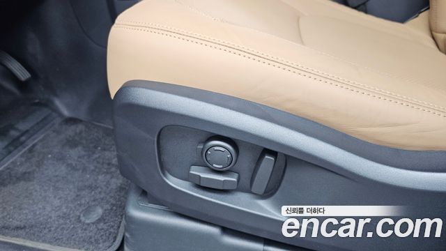 Land Rover Defender (L663) 110 P300 X-Dynamic SE 2025 — фото 31