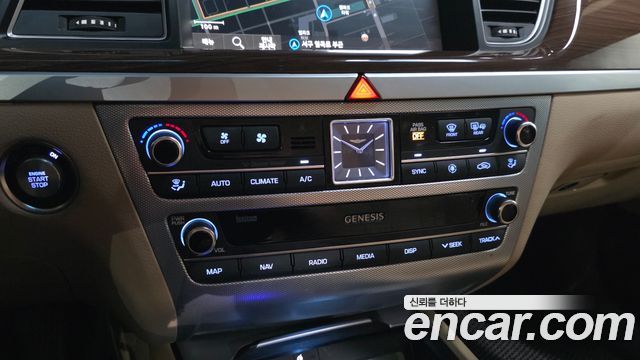 Genesis G80 3.3 GDI Prestige 2019 — фото 17