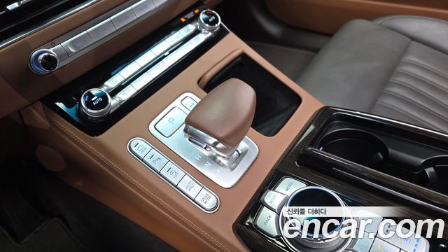 Genesis G90 3.3 T AWD Premium Luxury 2019 — фото 29