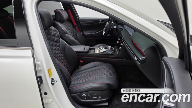 Genesis G80 (RG3) Gasoline 3.5 Turbo AWD 2025 — фото 12