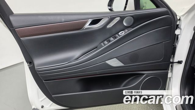 Genesis G80 (RG3) Gasoline 3.5 Turbo AWD 2025 — фото 24