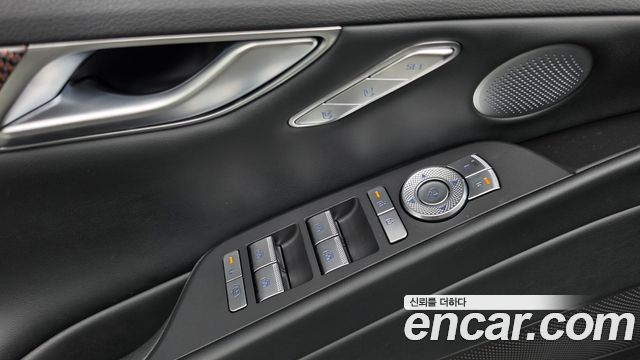 Genesis G80 (RG3) Gasoline 3.5 Turbo AWD 2025 — фото 33