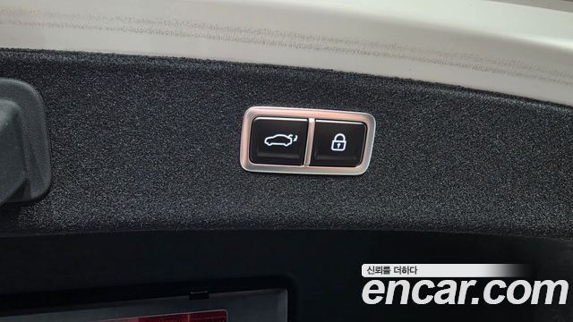 Genesis G80 (RG3) Gasoline 3.5 Turbo AWD 2025 — фото 36
