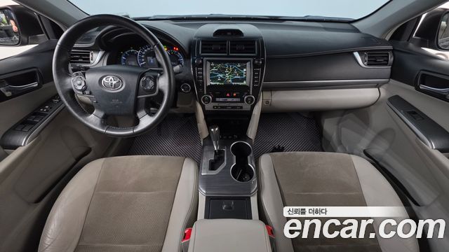 Toyota Camry Hybrid XLE 2012 — фото 7