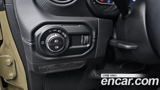 Jeep Wrangler (JL) 2.0 Rubicon Power Top 4Door 2025 — фото 16
