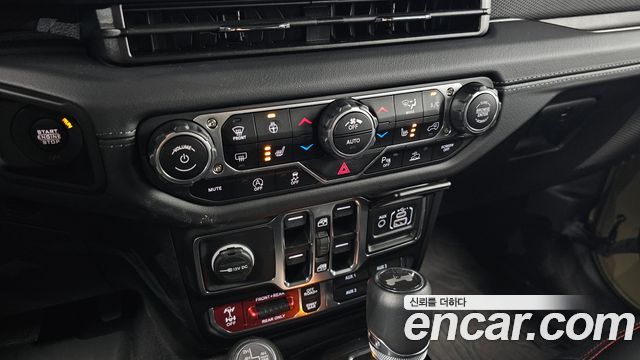 Jeep Wrangler (JL) 2.0 Rubicon Power Top 4Door 2025 — фото 29