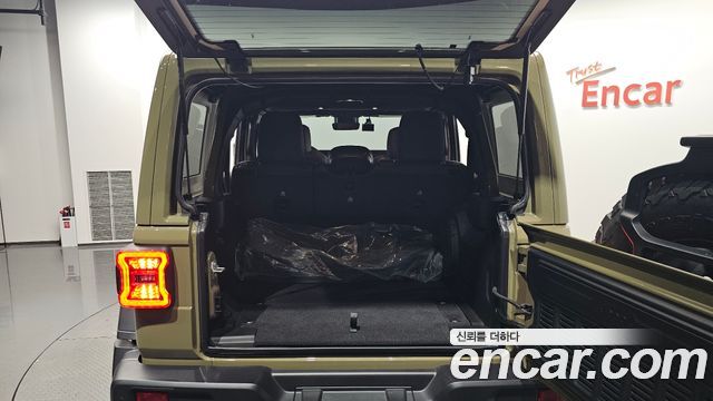 Jeep Wrangler (JL) 2.0 Rubicon Power Top 4Door 2025 — фото 33