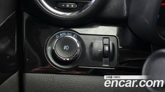 Chevrolet Orlando LPG Perfect Black 2017 — фото 18