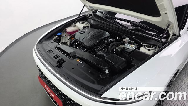 Hyundai Grandeur (GN7) 2,5 Gasoline 2WD Premium 2023 — фото 6