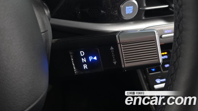 Hyundai Grandeur (GN7) 2,5 Gasoline 2WD Premium 2023 — фото 9
