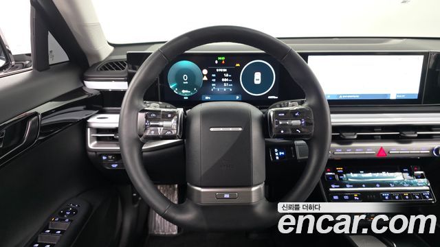 Hyundai Grandeur (GN7) 2,5 Gasoline 2WD Premium 2023 — фото 12