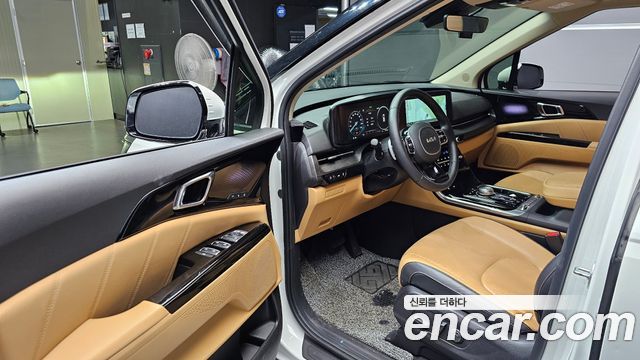 Kia Carnival (IV) Diesel 7-Seater Signature 2023 — фото 10