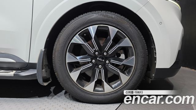 Kia Carnival (IV) Diesel 7-Seater Signature 2023 — фото 21